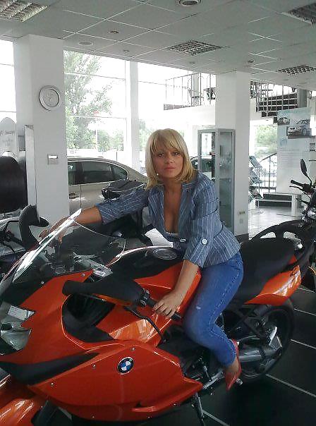 40歳以上の男性
 #23136870