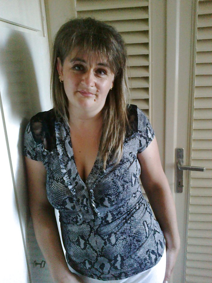 40歳以上の男性
 #23136964