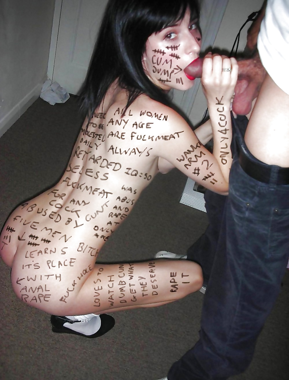 NOTEPAD SLUTS INCL ME 2! #39145882