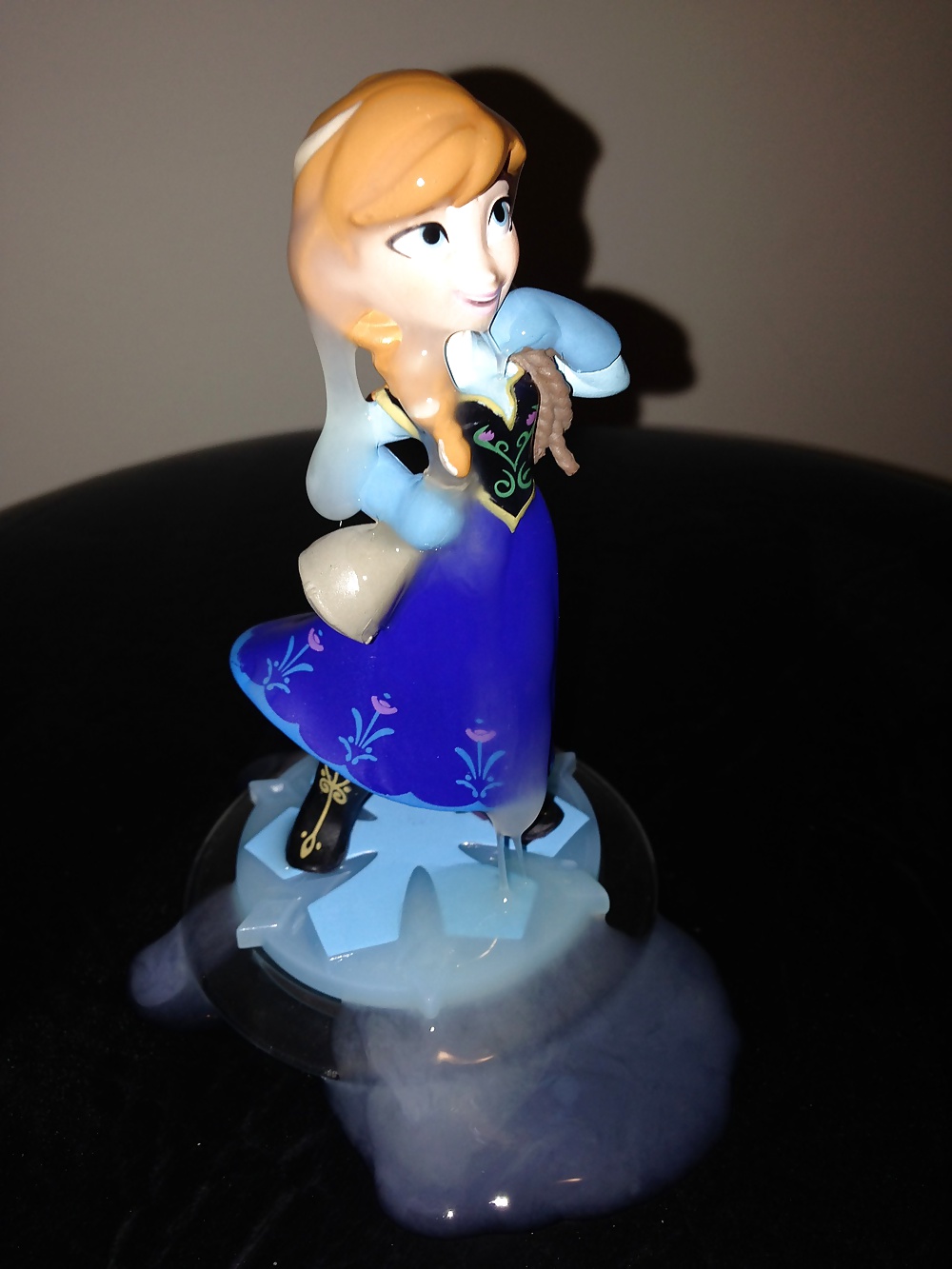 Let it go, featuring anna from frozen
 #38943003