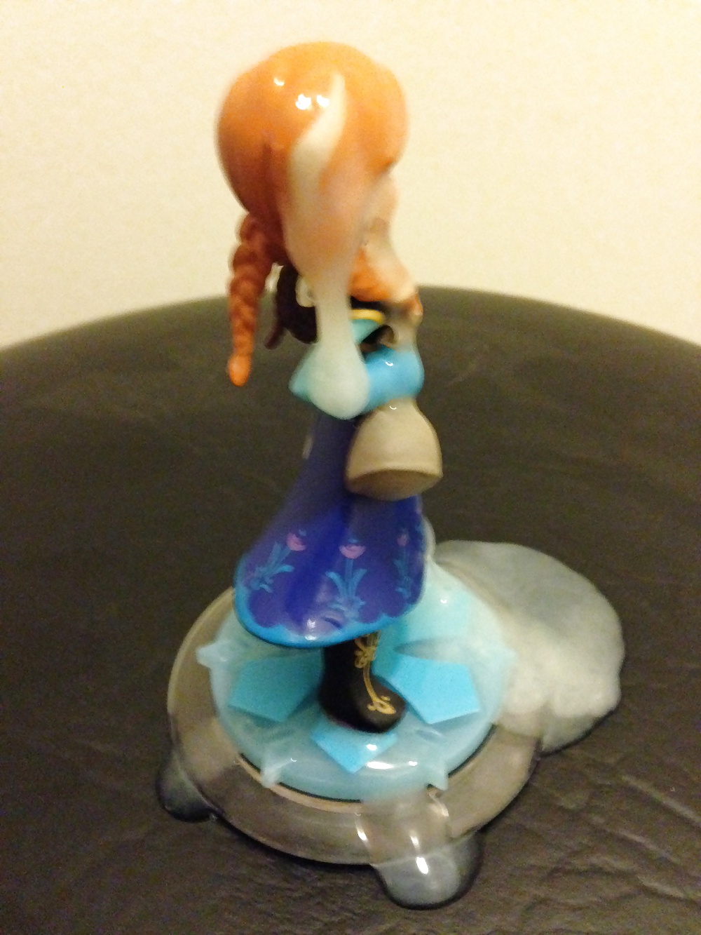 Let it go, featuring anna from frozen
 #38943096
