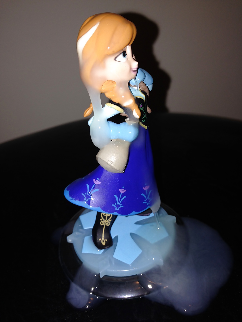 Let it go, featuring anna from frozen
 #38943230