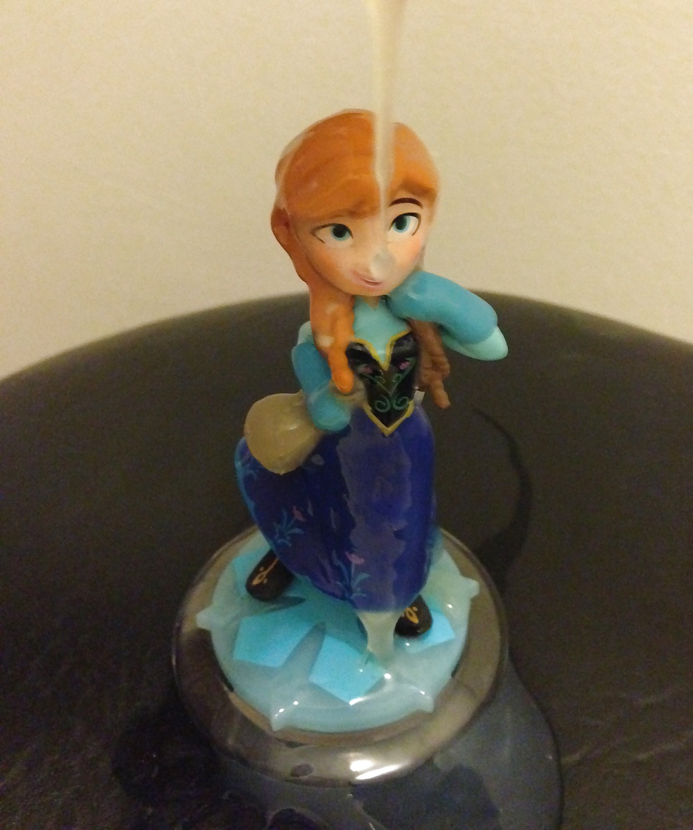Let it Go, featuring Anna from Frozen #38943313
