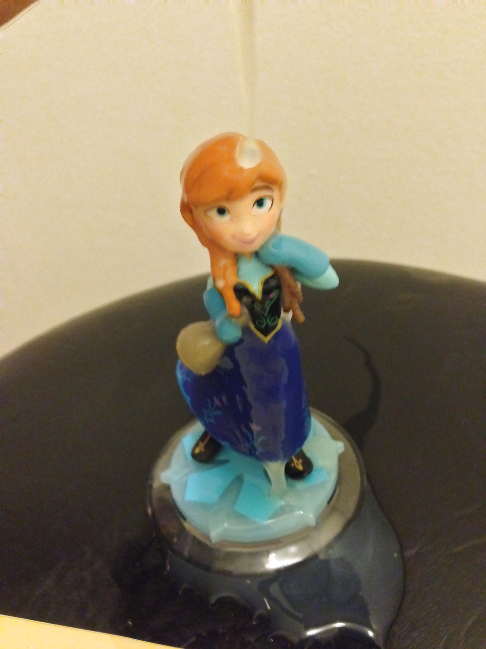 Let it Go, featuring Anna from Frozen #38943392