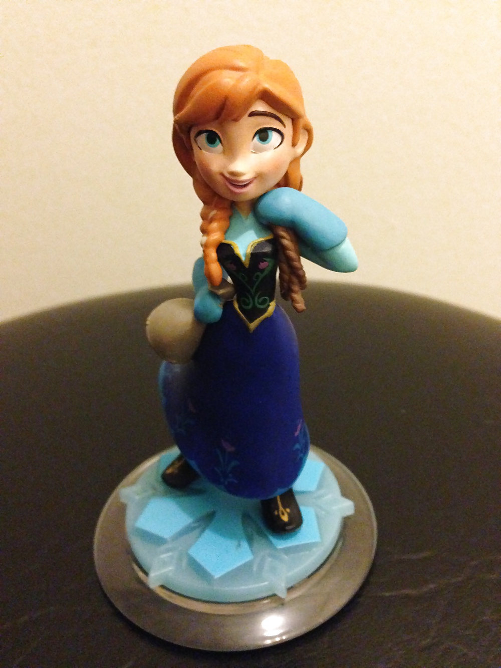 Let it go, featuring anna from frozen
 #38943487