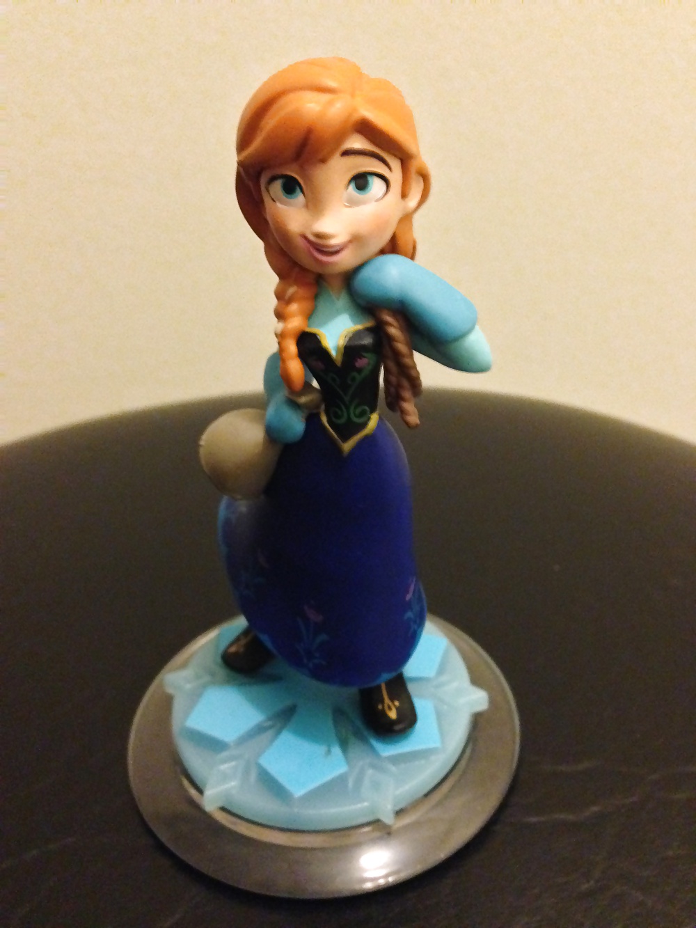 Let it go, featuring anna from frozen
 #38943497