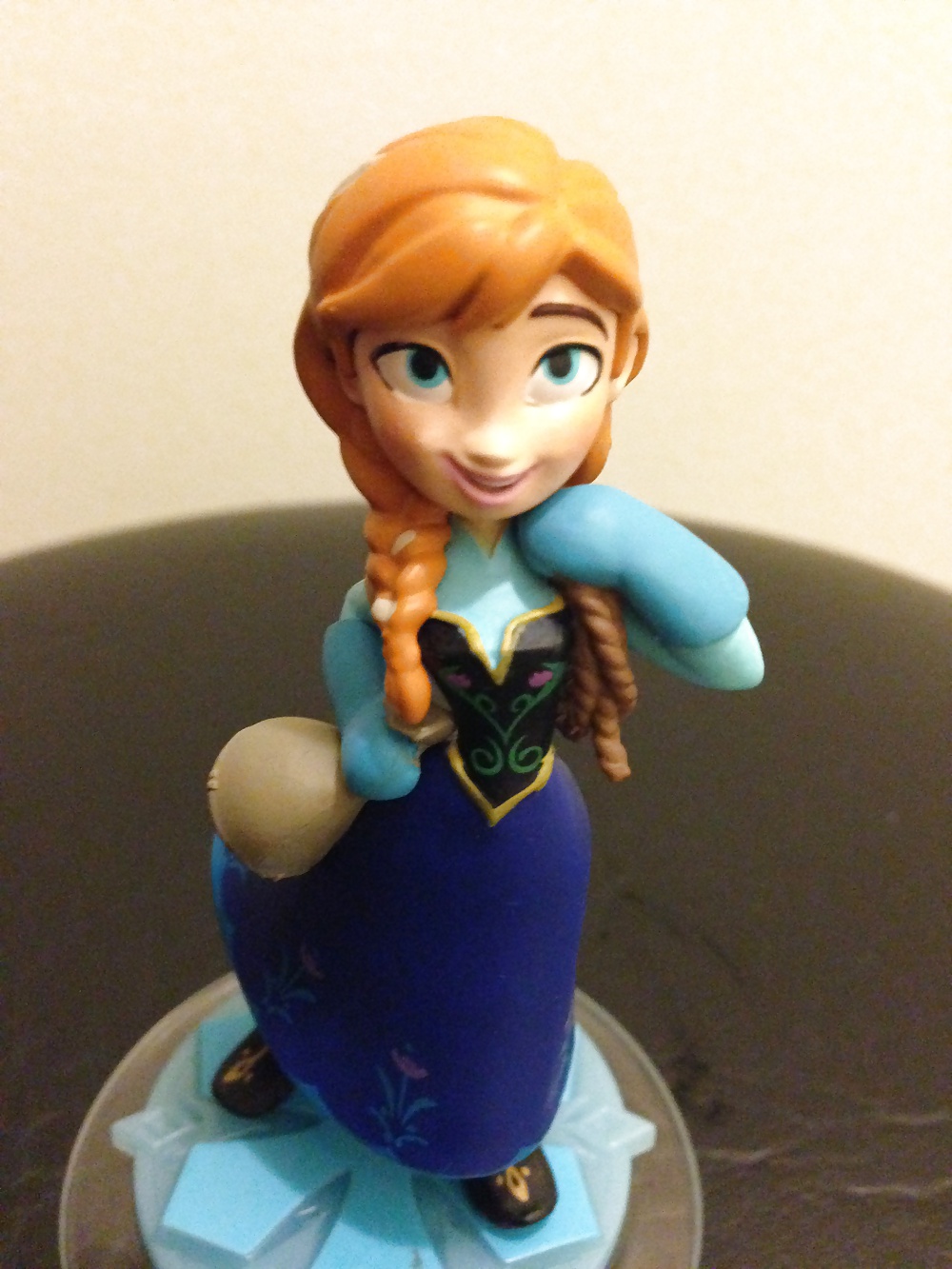 Let it go, featuring anna from frozen
 #38943577
