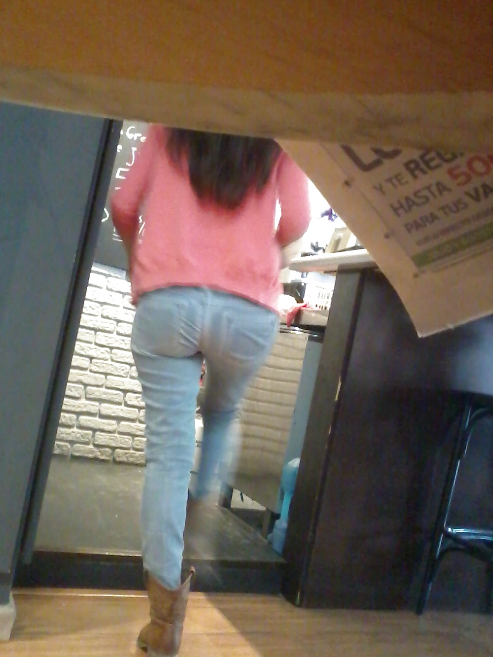 I want that waitress ass #25273465