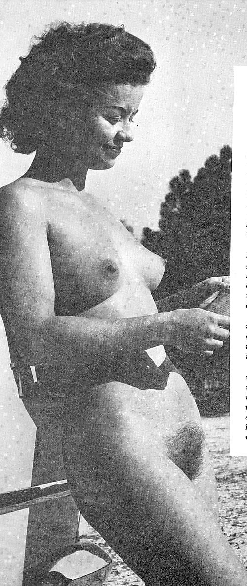 Alcune ragazze naturiste d'epoca che mi eccitano molto (4)
 #38163676