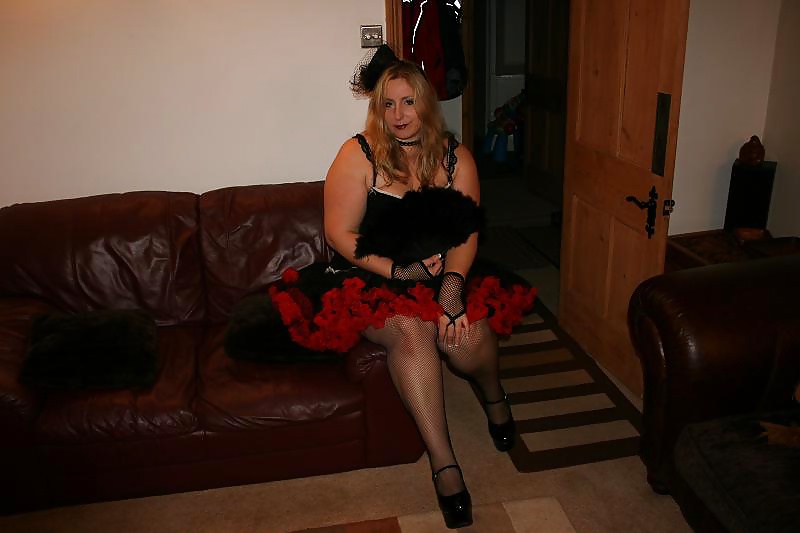 Lisa J #27033044