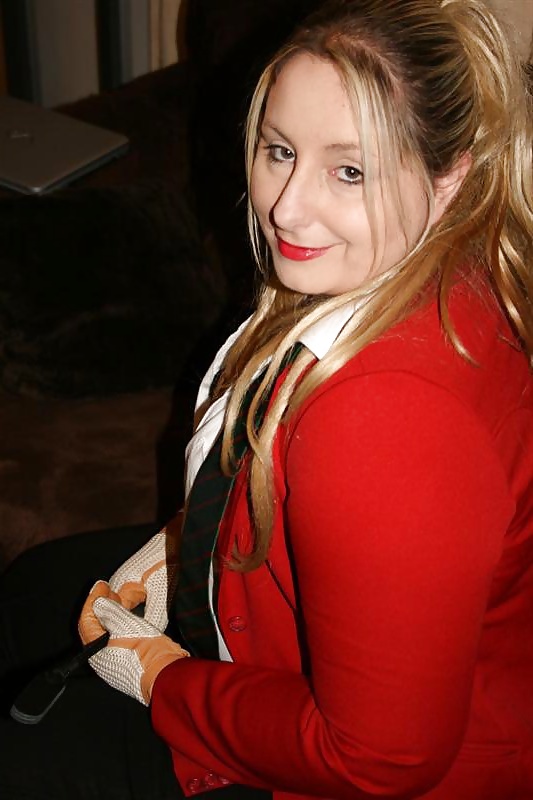 Lisa J #27033098