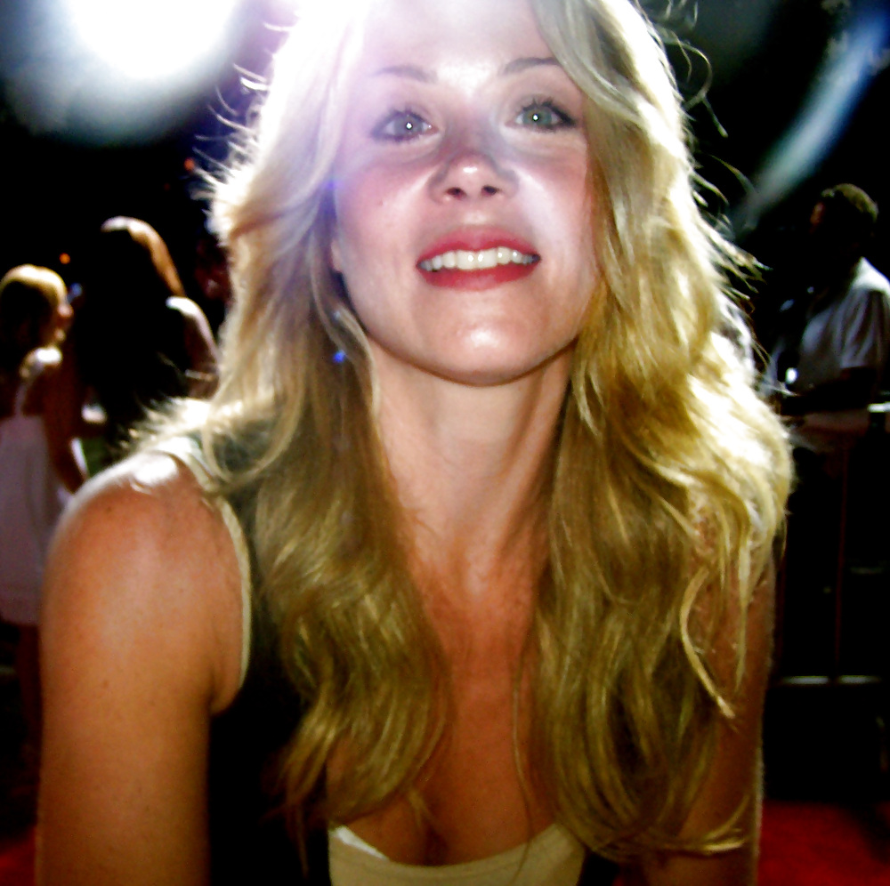 Christina Applegate #26313349