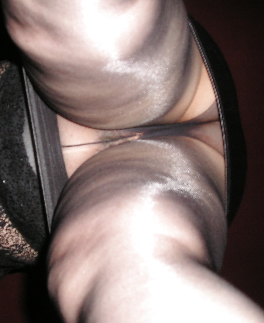 Looking up my girlfriends skrt black tights pantyhose #40958516