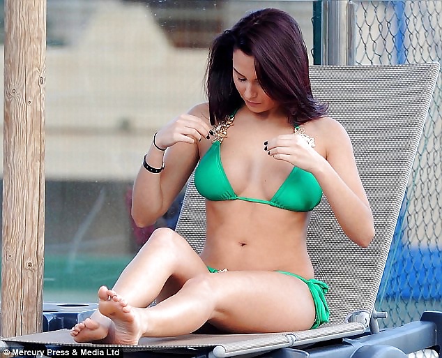 Chloe Goodman Bikini Pics (January 2015) #40394501