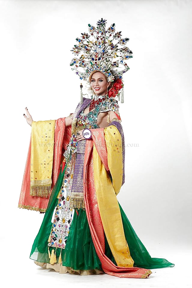 Cicie Sinclair Depuis Miss Reine Internationale 2014 Malaisie- #40116563