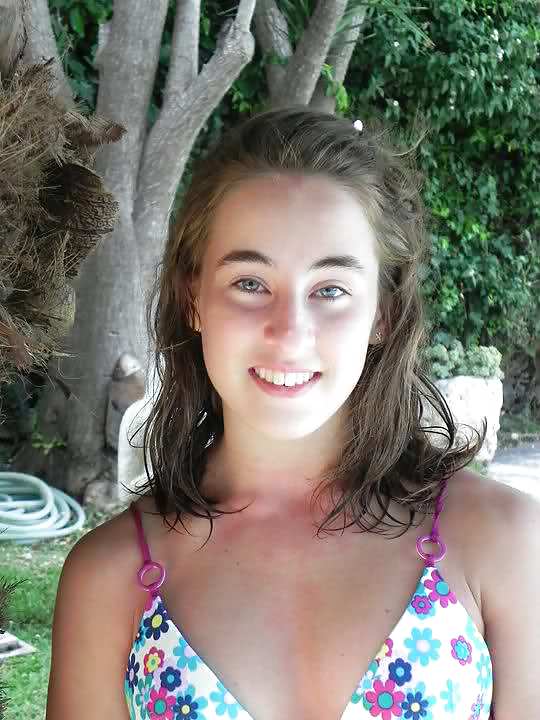 Galería carlotta ferlito
 #24743527