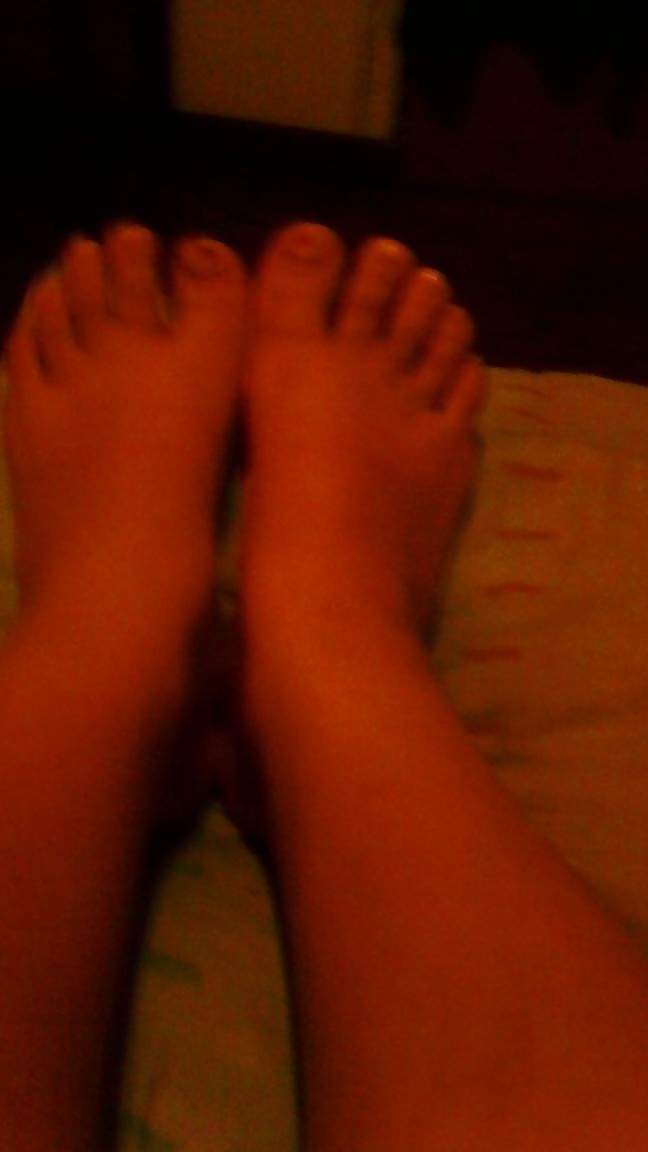 Kolumbianisch Weiße Mädchen Füße #28543157