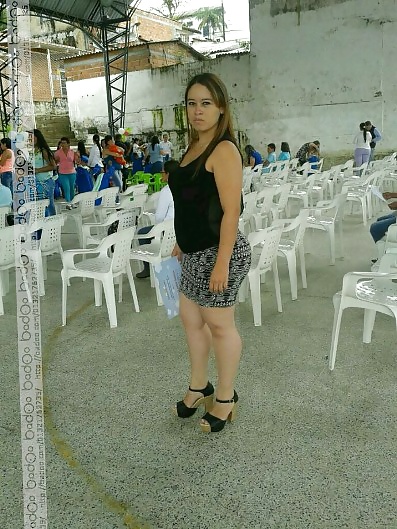 Kolumbianisch Weiße Mädchen Füße #28543288