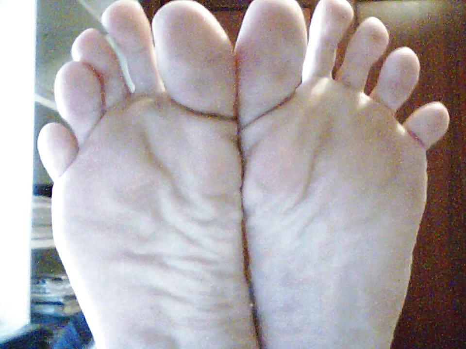 Kolumbianisch Weiße Mädchen Füße #28543959