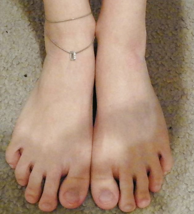 Colombian White Girls Feet #28544170