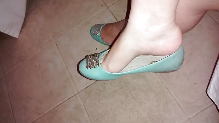 Chicas blancas colombianas pies
 #28545112