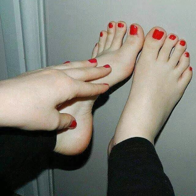 Kolumbianisch Weiße Mädchen Füße #28545128