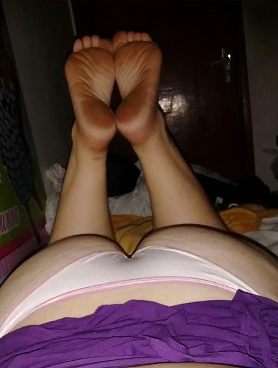 Kolumbianisch Weiße Mädchen Füße #28545132