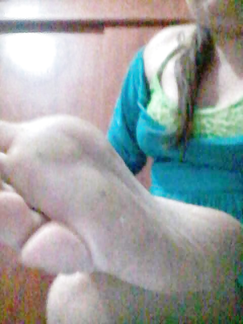 Kolumbianisch Weiße Mädchen Füße #28545574
