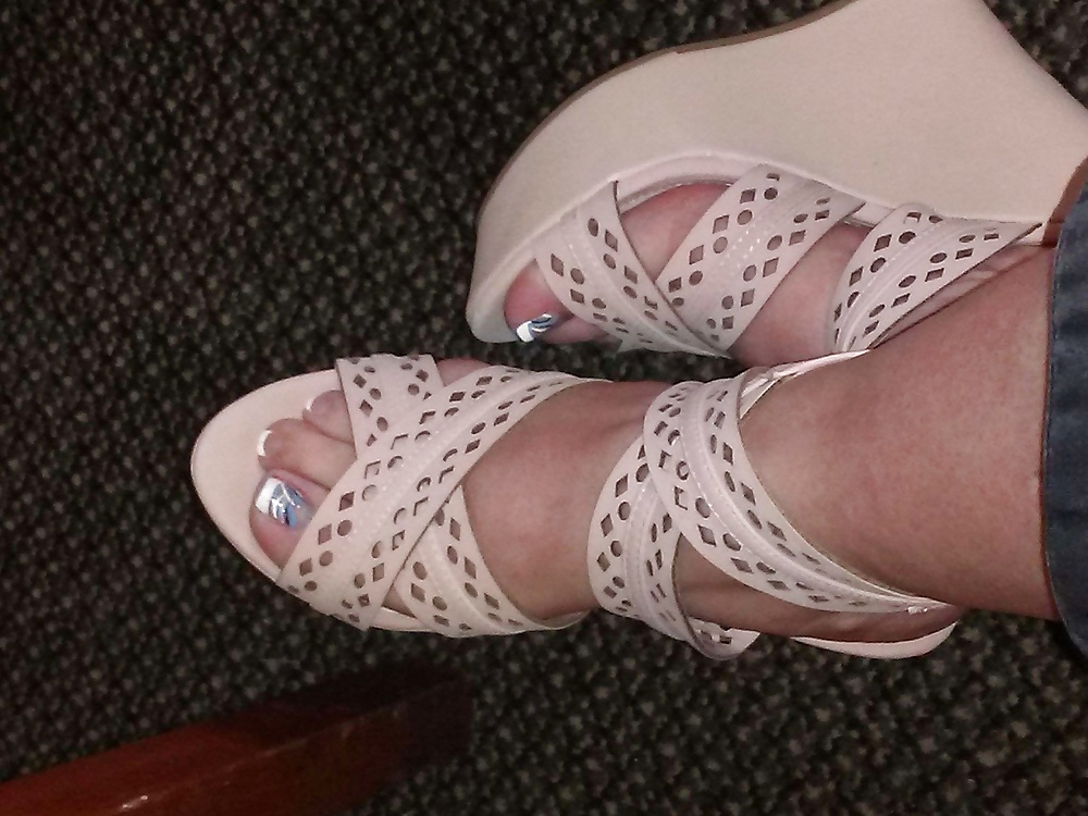 Kolumbianisch Weiße Mädchen Füße #28545641
