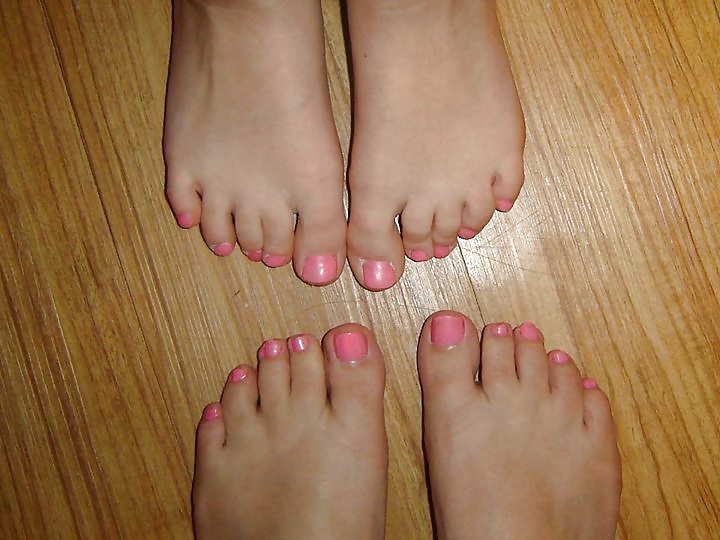 Kolumbianisch Weiße Mädchen Füße #28547106
