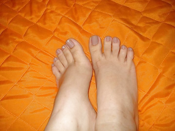 Kolumbianisch Weiße Mädchen Füße #28547115
