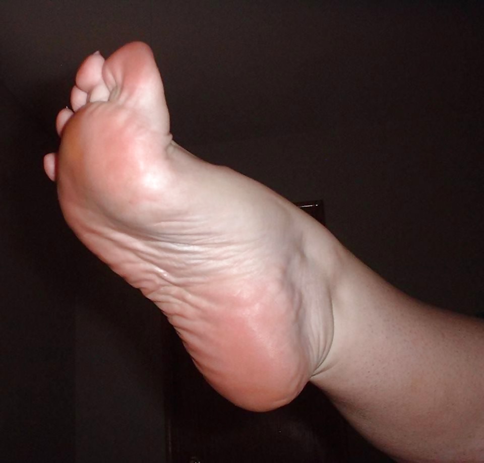 Kolumbianisch Weiße Mädchen Füße #28547119