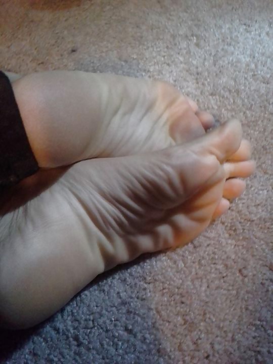 Kolumbianisch Weiße Mädchen Füße #28547134
