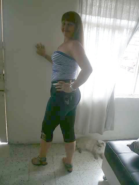Chicas blancas colombianas pies
 #28548434