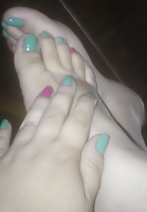 Kolumbianisch Weiße Mädchen Füße #28549248