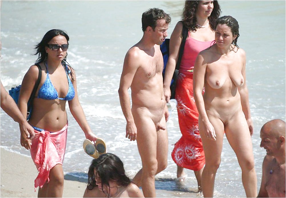 Parejas de playa 2
 #26742238