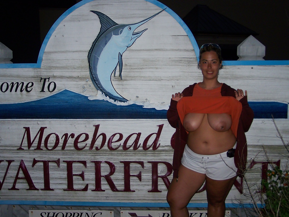 彼女はコメントを愛している
 #30389589