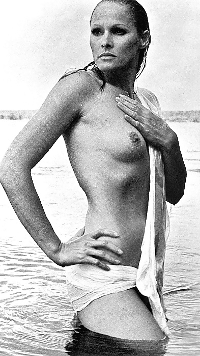 Ursula Andress #29668956