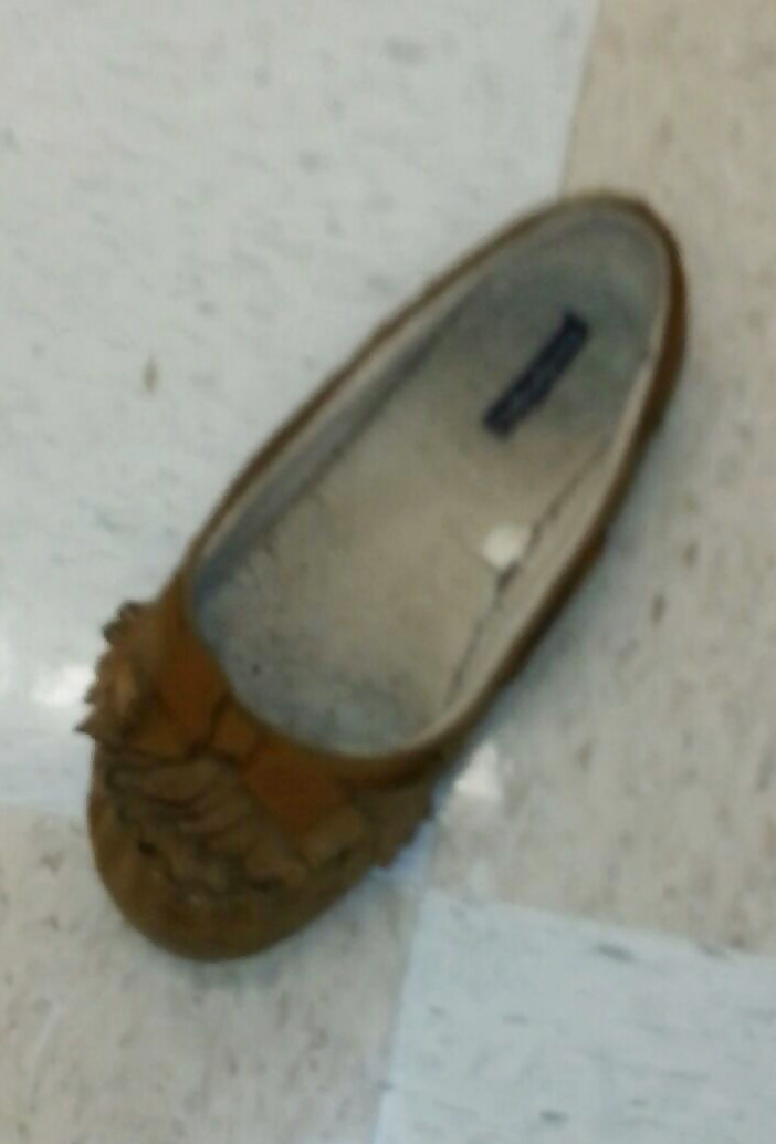 Mocasines viejos con los que fui de compras
 #36283389
