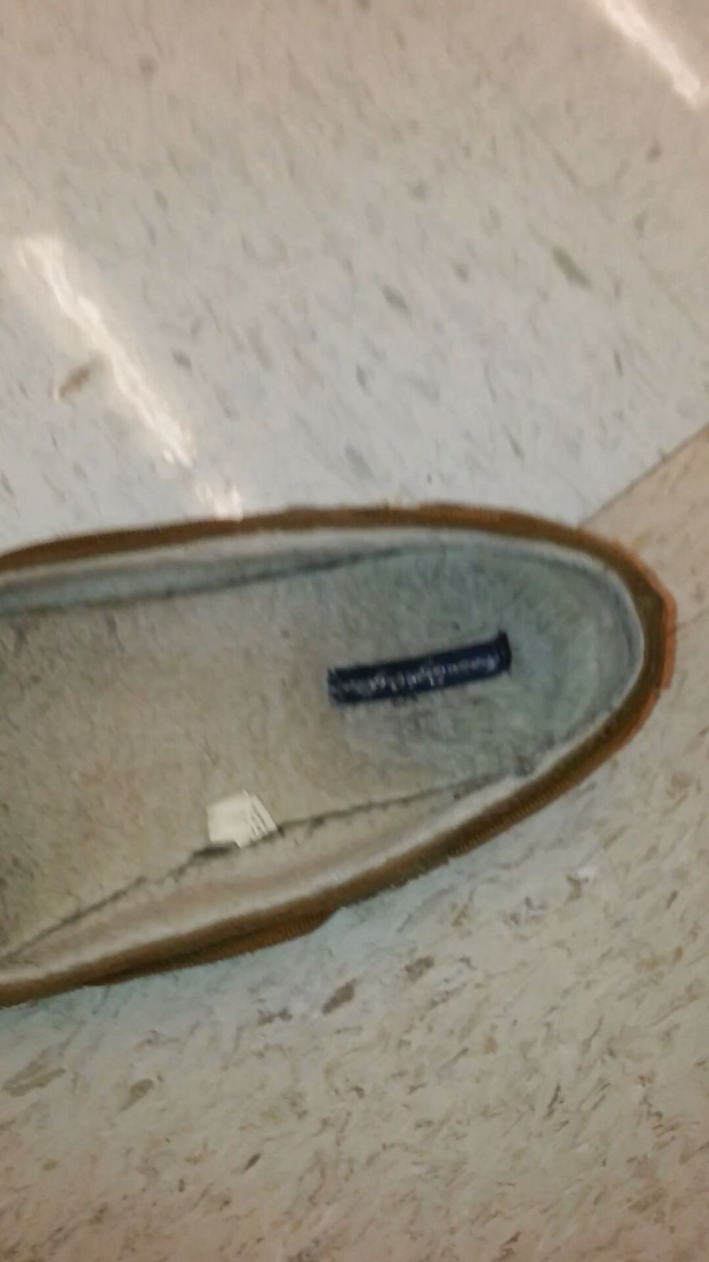 Mocasines viejos con los que fui de compras
 #36283391
