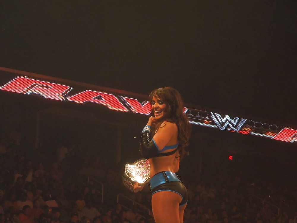 Layla Dat Ass #26652111