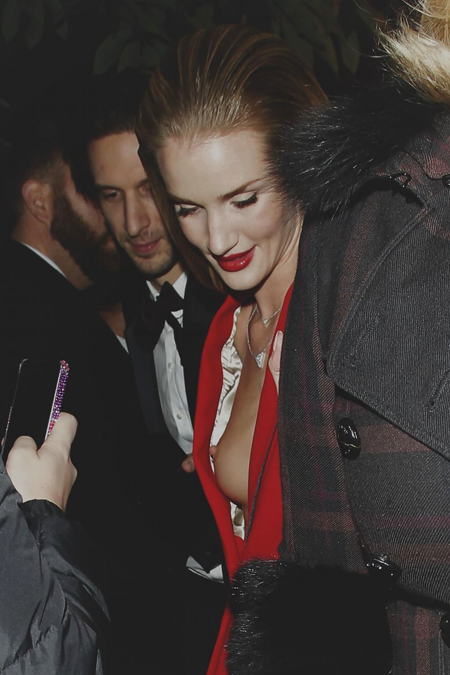 Rosie Huntington Nip Slip #25125778