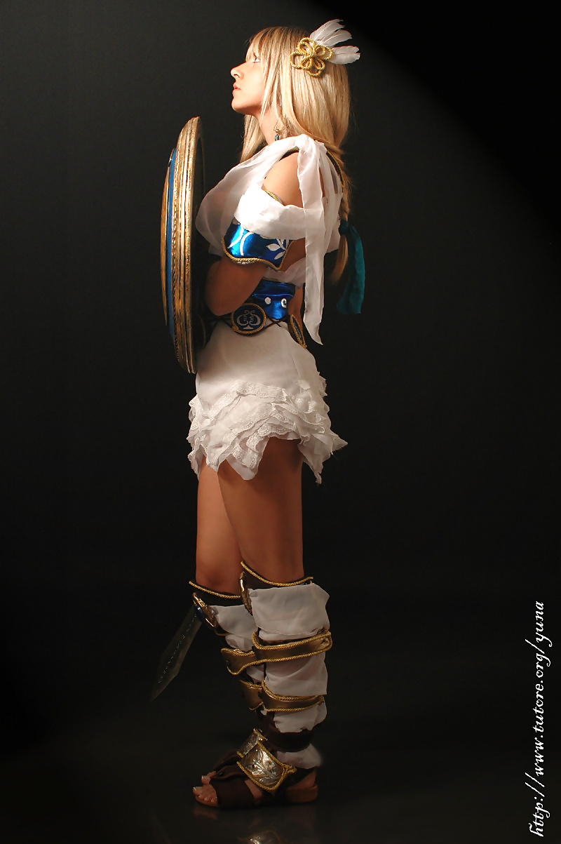 Sophitia coslay (cosplayer Yuna) (Soul Calibur) #30313630