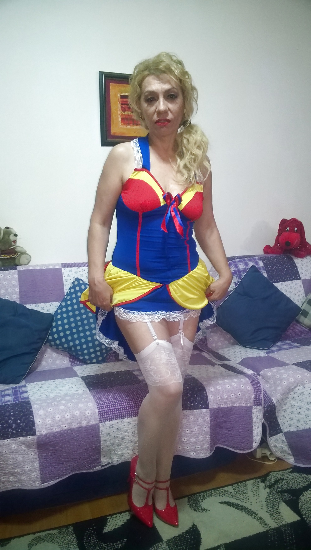Sexylady4u is the princess snow white #31518222