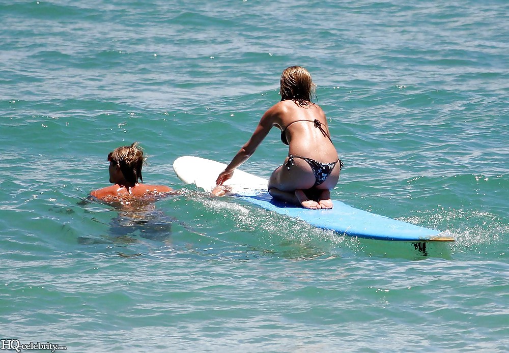 Jennifer Aniston bikini #23293403