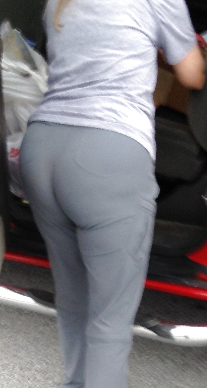 Booty in yoga pants 2 #39689911