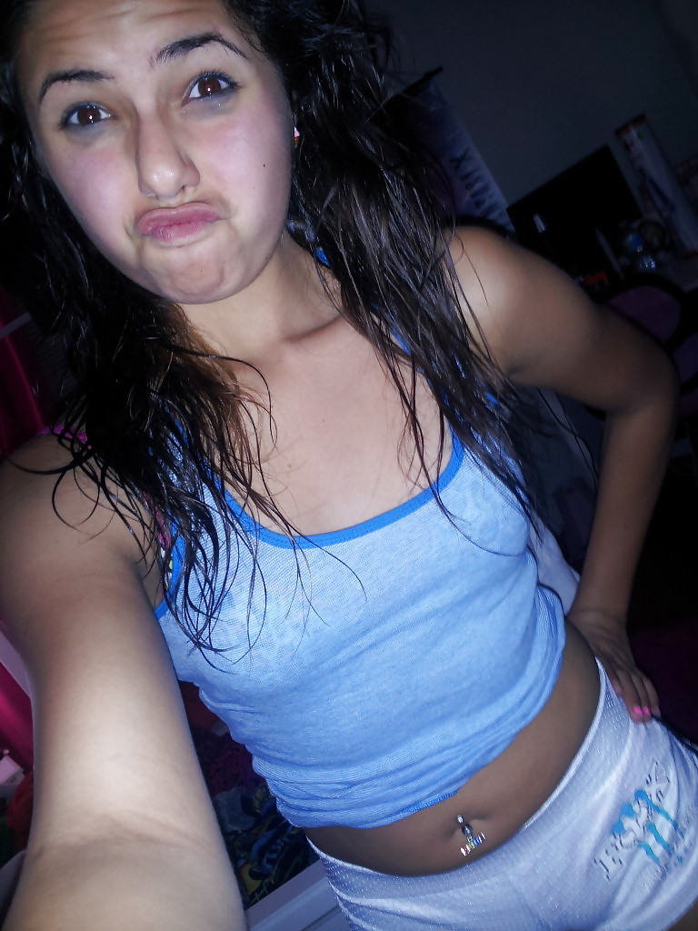 Niedliche Hure Mädchen Selbst Erschossen Zu Hause #36659388