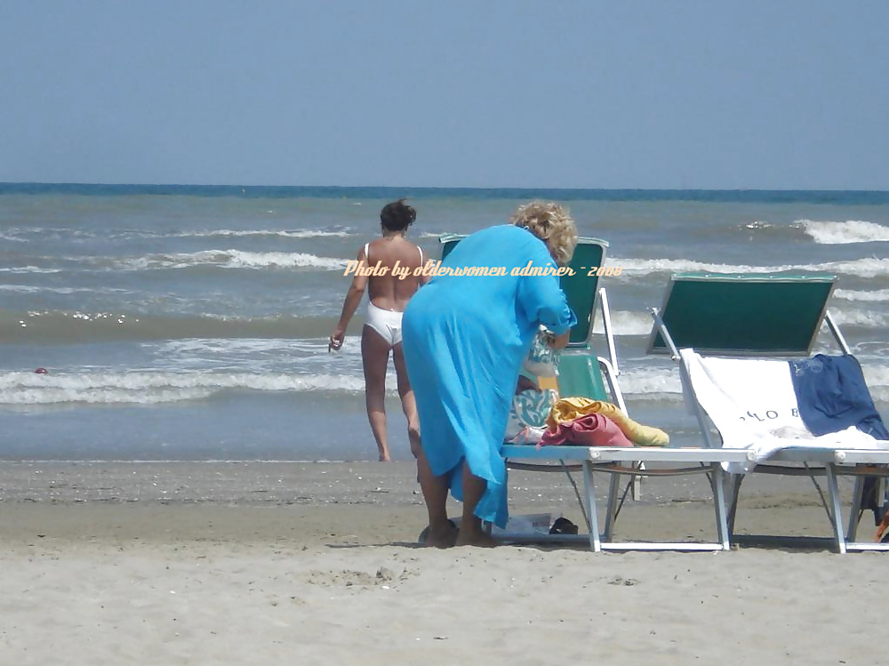 Matures and grannies on the beach #39165177