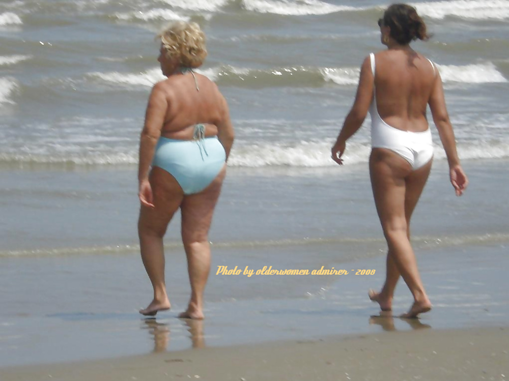 Matures and grannies on the beach #39165185