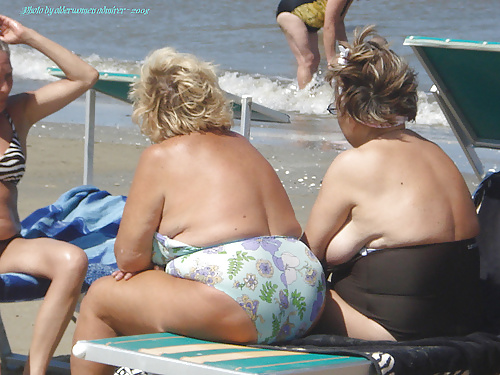 Matures and grannies on the beach #39165384